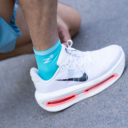 ถุงเท้ารุ่น Light Flow - สีทะเล