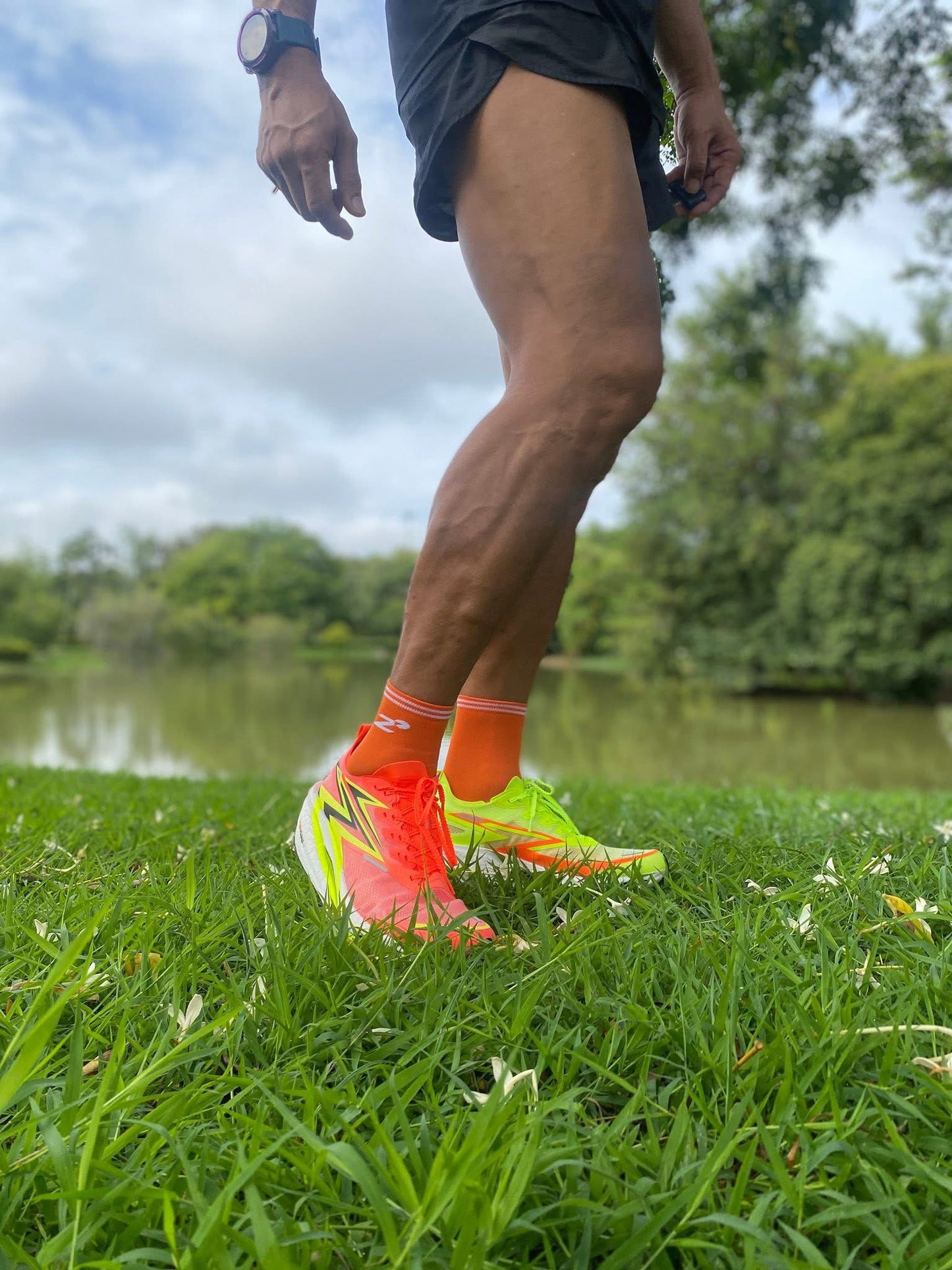 ถุงเท้ารุ่น Light Flow