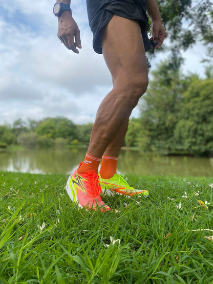 ถุงเท้ารุ่น Light Flow