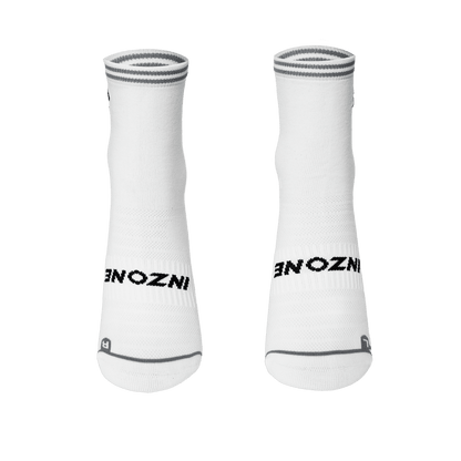 ถุงเท้ารุ่น Light Flow - สีขาว